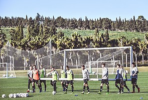 Alle mal anpacken, bitte! Im Trainingslager im spanischen Sotogrande werden die Weichen für eine erfolgreiche Rückrunde 2019 gestellt. (Foto: Achim Keller)